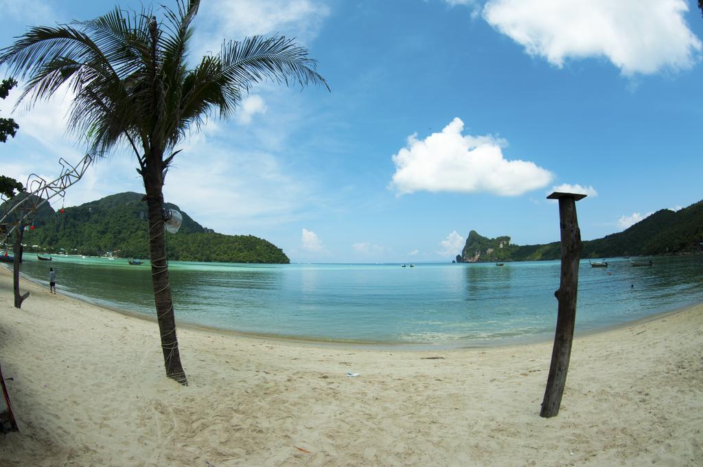 Baia Baia Resort Phi Phi Don Exterior photo