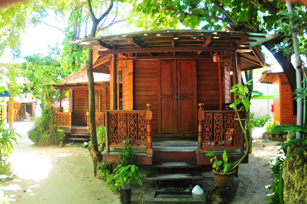 Baia Baia Resort Phi Phi Don Exterior photo