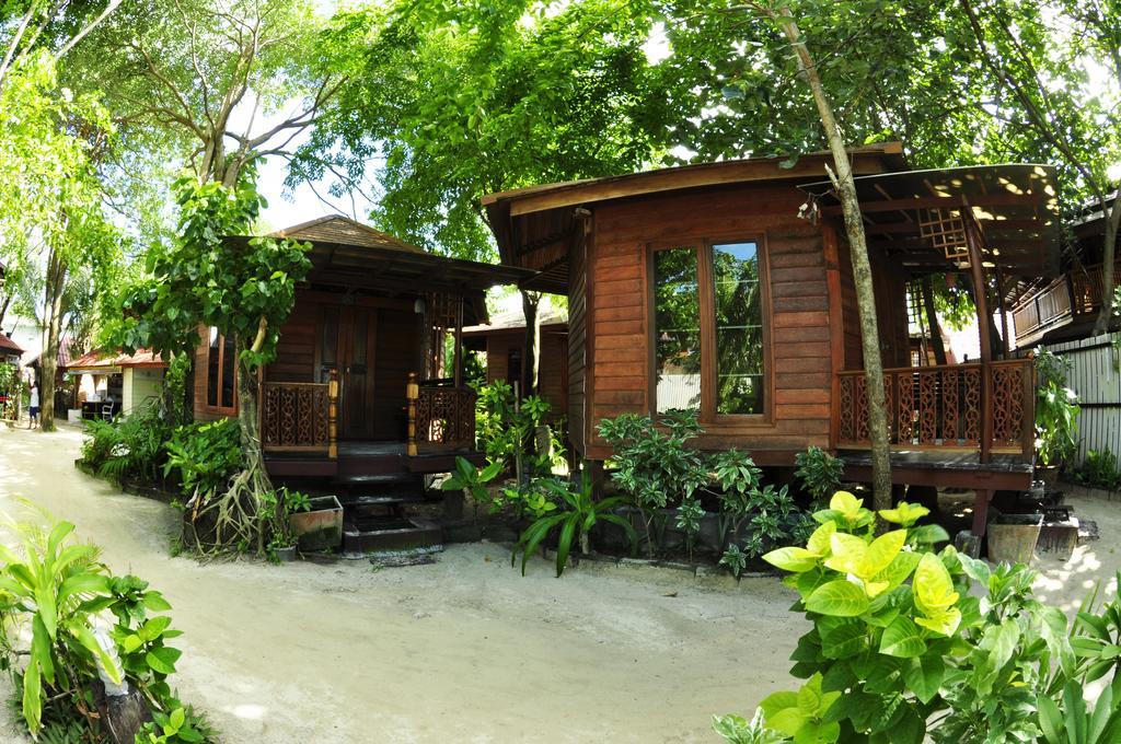 Baia Baia Resort Phi Phi Don Exterior photo