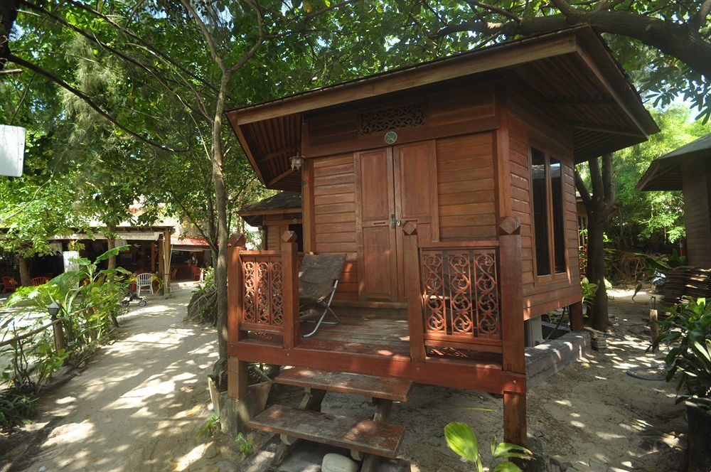 Baia Baia Resort Phi Phi Don Exterior photo